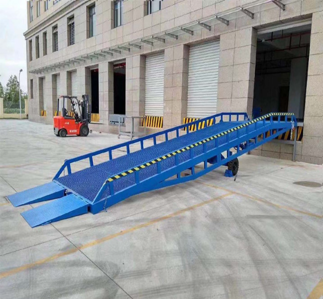 新干移动式登车桥装卸